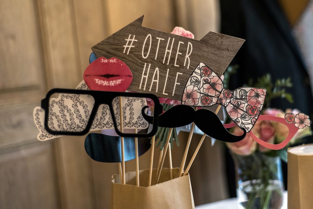 Why Open Photo Booths Are the Modern Choice for Events?