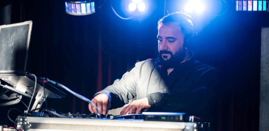Behind the Decks: How a Melbourne DJ Reads the Room